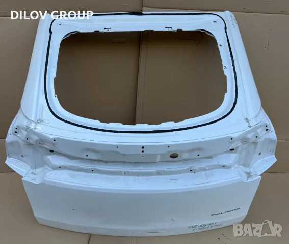 Капак Tesla Model Y JUNIPER 2025, снимка 2 - Части - 54082431