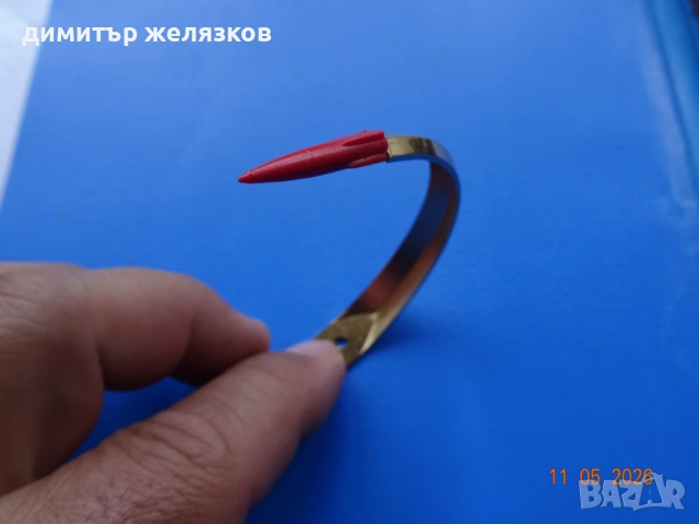 РАКЕТКА ЗА НАСТОЛЕН ЧАСОВНИК СЛАВА ГЛОБУС 