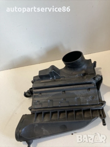 Кутия въздушен филтър за Mercedes E280 CDI W211 (2007) A6462210101