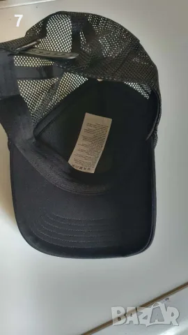 Оригинални нови шапки Puma Mercedes Petronas  , Porsche, Mammut , снимка 7 - Шапки - 55658821