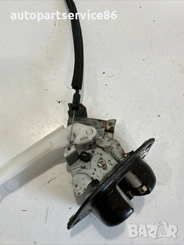 Заключващ механизъм за задното стъкло на багажника за Nissan Pathfinder (2009), снимка 3 - Части - 54366194