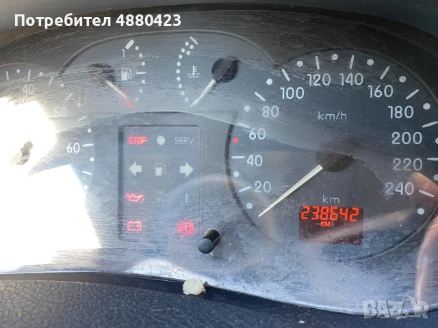 Renault Clio 2000г., снимка 7 - Автомобили и джипове - 55219869