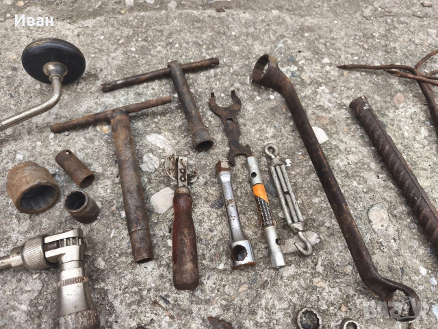 Лот инструменти / Цената е за всичко , снимка 12 - Ключове - 54104612