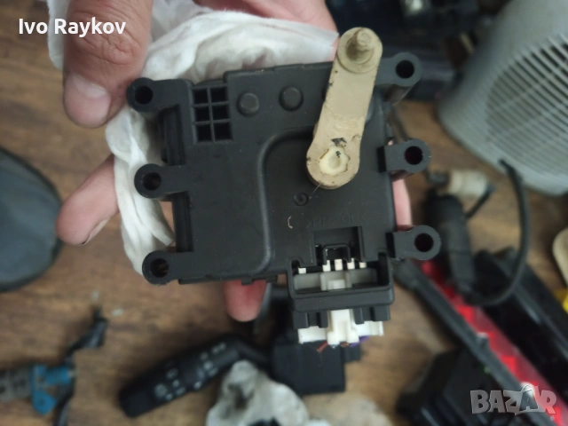 Моторче клапа парно 8610007070 за MAZDA 5 (CR19) 2.0 , 861000-7070, снимка 5 - Части - 54933529