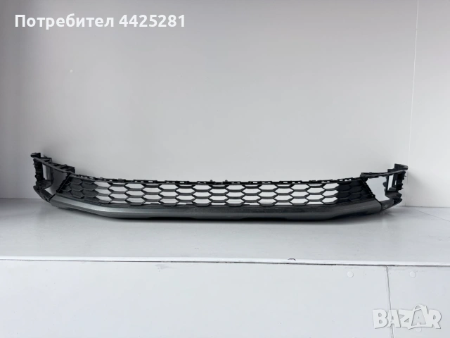 решетка предна броня VW Tiguan 2016-2020 г. #1116V.