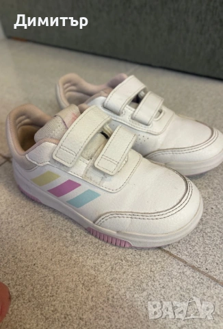 Детски маратонки Adidas 27 номер, снимка 2 - Детски маратонки - 54401068
