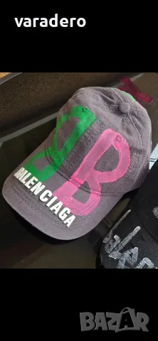 Шапки с козирка Balenciaga , снимка 2 - Шапки - 55353533