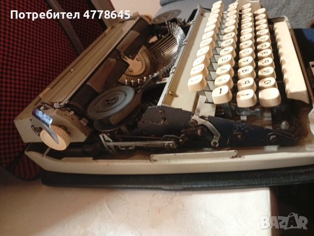 стара пишешта машина., снимка 5 - Антикварни и старинни предмети - 54240043