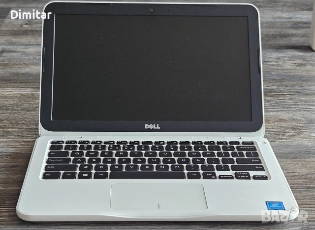 Компактен лаптоп Dell Inspiron 11 (3162) – 4GB RAM / 128GB SSD / Бял, снимка 2 - Лаптопи за дома - 55221567