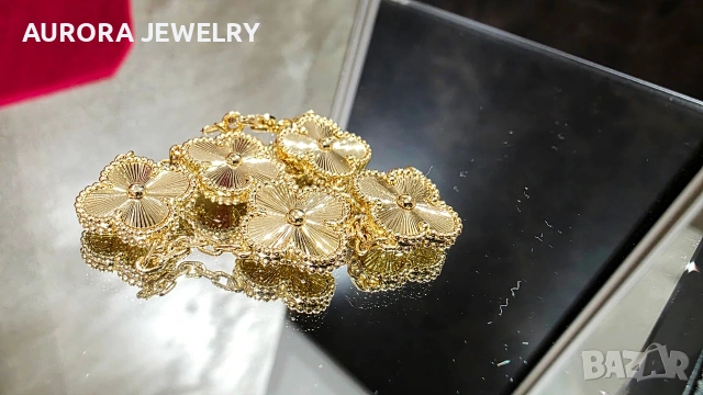 Van Cleef & Arpels VCA 5 Motifs Gold Clear Vintage Alhambra Дамска Гривна, снимка 4 - Гривни - 54500682