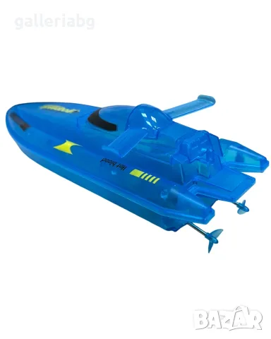 Скоростен радиоуправляем катер Speedboat 35 см – светлини, 15 км/ч, снимка 3 - Електрически играчки - 55587662