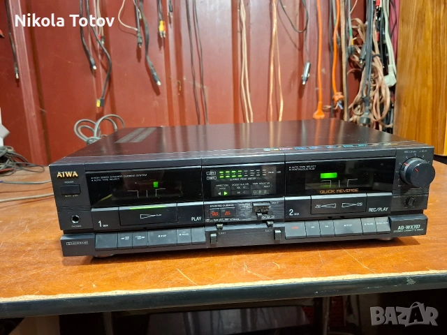 Продава се двукасетен дек Aiwa AD-WX707Z . 
