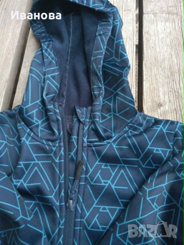 Детско яке 122-128 см. Soft shell, снимка 2 - Детски якета и елеци - 52150134