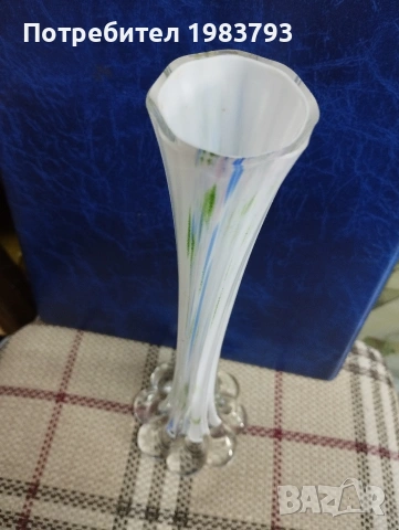 Висока и тънка ваза от Мурано стъкло., снимка 4 - Вази - 54120891
