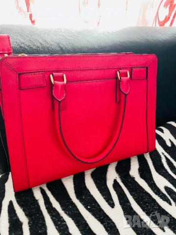 Оригинална Michael Kors Selma / Saffiano чанта, снимка 10 - Чанти - 54470520