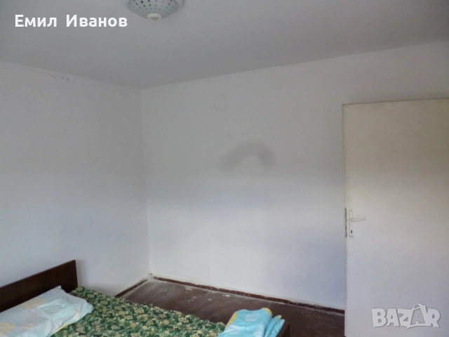 имот в с.Ковачите, снимка 14 - Къщи - 54475843