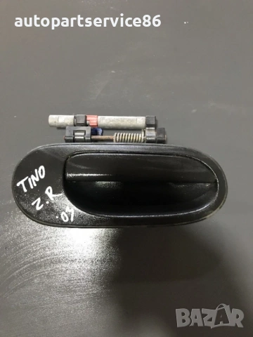 Външна дръжка на задна дясна врата (черна) за Nissan Almera Tino (2004) 