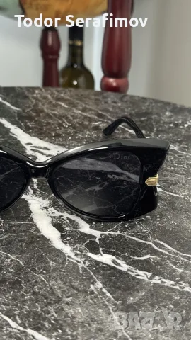 Дамски слънчеви очила Christian Dior Cat-Eye, снимка 2 - Слънчеви и диоптрични очила - 55597545