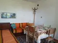 Къща с 2 декара двор, снимка 10