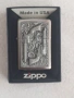 Колекционерска запалка ZIPPO, 2 револвера, релефна, снимка 3