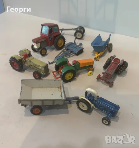 Лот метални трактори