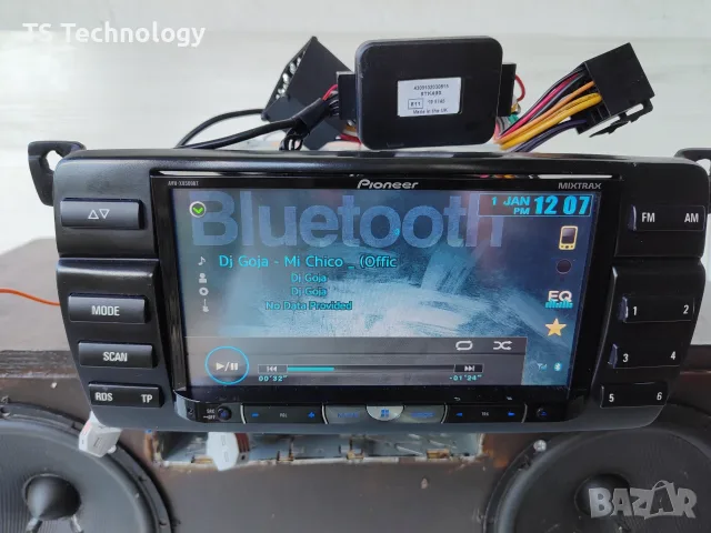 Мултимедия Pioneer AVH-X8500BT – Пълен комплект за БМВ Е46 с М волан, снимка 3 - Навигация за кола - 55302366