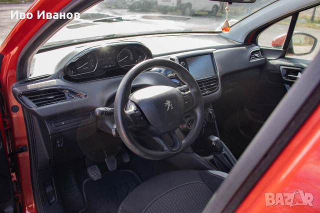 Peugeot 208 1.6 HDI, снимка 9 - Автомобили и джипове - 54932791