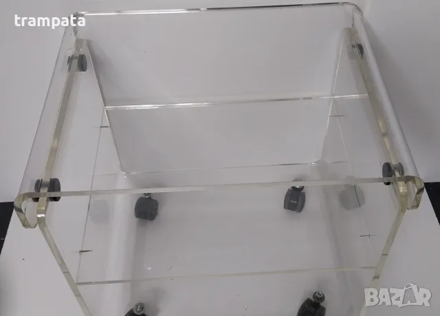 НАЙ ДОБРАТА ОФЕРТА Space-Age-Design 70те. Маса ,етжерка, Аудиорак / Масивен акрил , снимка 5 - Други - 55557837