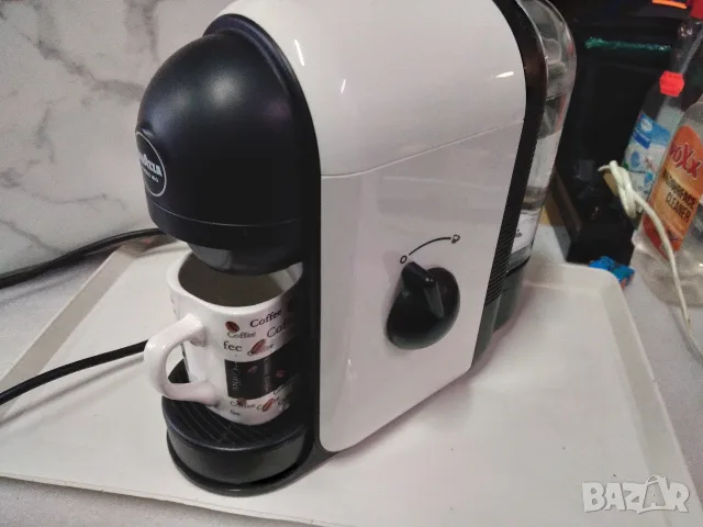 Кафемашина Lavazza Mini Compact за капсули A Modo Mio