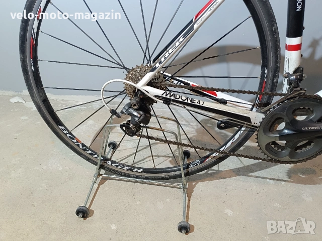 Продавам шосеен карбонов велосипед Trek Madone 4.7 (Размер 56 cm), снимка 2 - Велосипеди - 54672039