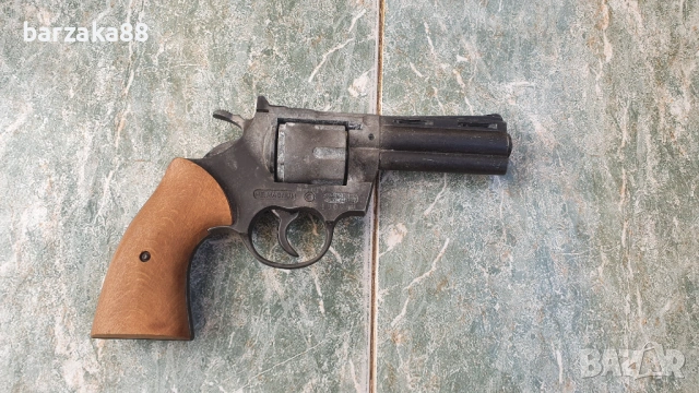 Стар Газов Револвер Italy