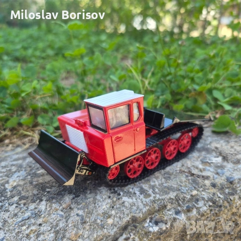 ТДТ-55 ОНЕЖЕЦ В МАЩАБ 1:43, снимка 3 - Колекции - 55081798