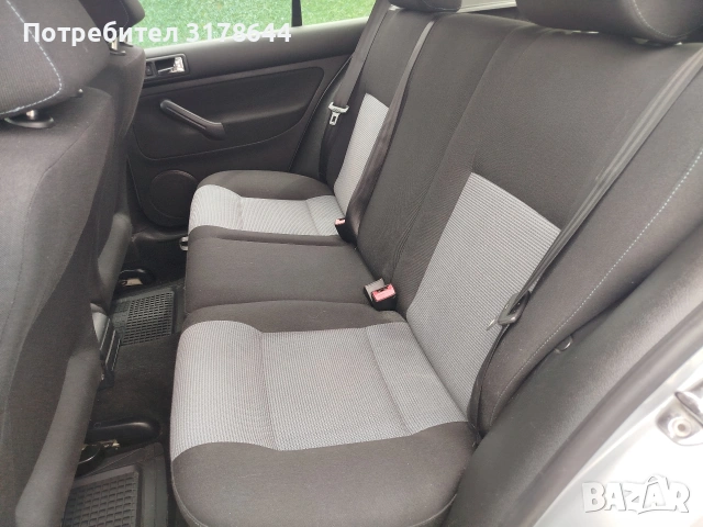 VW GOLF 1.9TDI.90kc., снимка 5 - Автомобили и джипове - 54779516