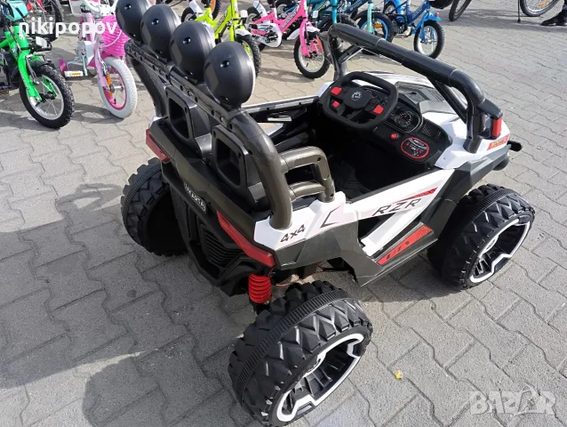 SAFARI двуместен акумулаторен джип JAKARTA 4x4 бял, снимка 3 - Коли, камиони, мотори, писти - 55440266