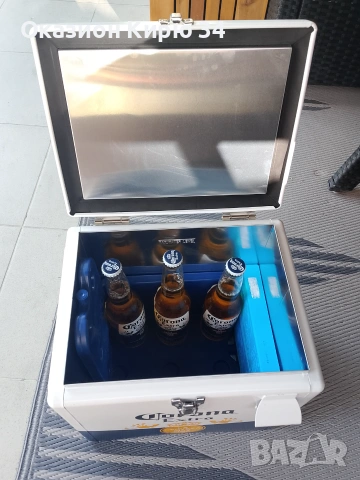 Corona Extra ретро метална охладителна кутия, снимка 11 - Други стоки за дома - 55113572
