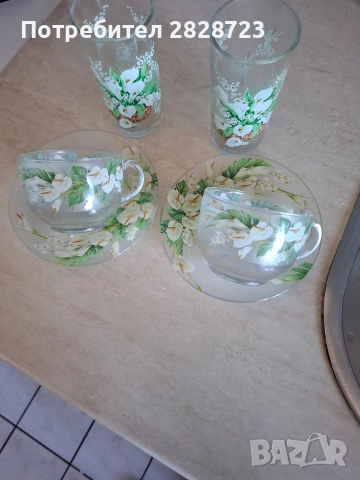 сервиз за кафе-чай и чаши за безалкохолно