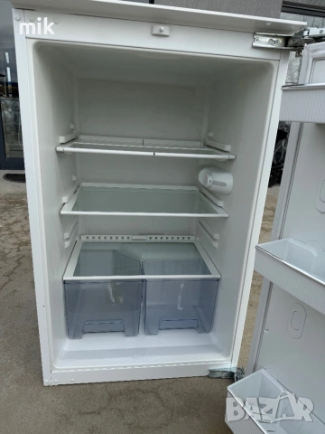 Малък хладилник за вграждане Neff - Bosch, снимка 3 - Хладилници - 53997002