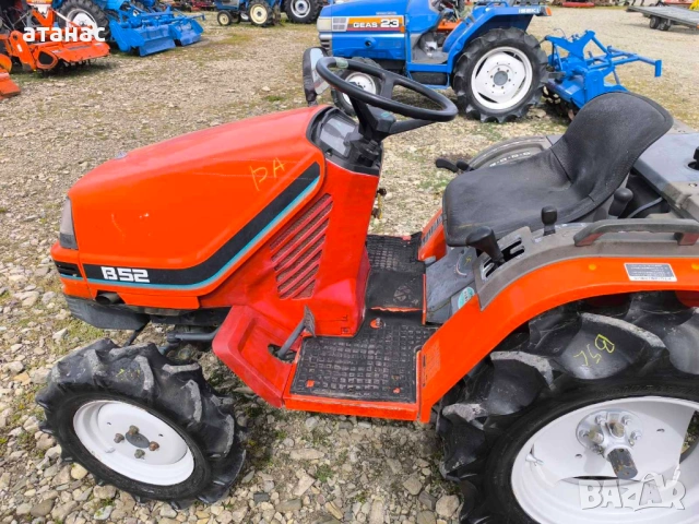 японски трактор, снимка 8 - Селскостопанска техника - 54218036