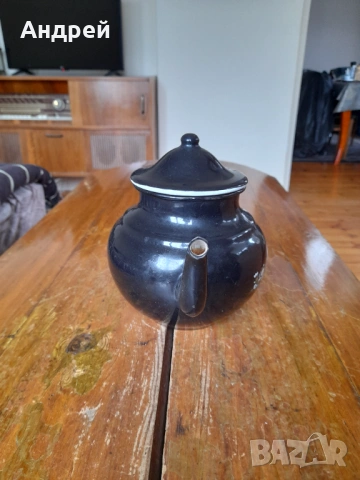 Стар емайлиран чайник #86, снимка 2 - Други ценни предмети - 54092045