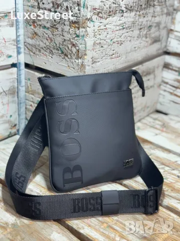 Hugo 🔹Prada 🔹Boss 🔹 Armani 🔹Мъжки Чанти , снимка 11 - Чанти - 55503923