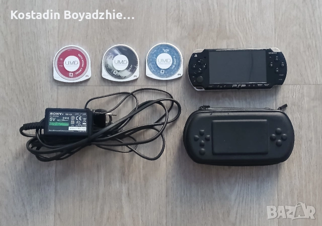 PSP с игри и зарядно 