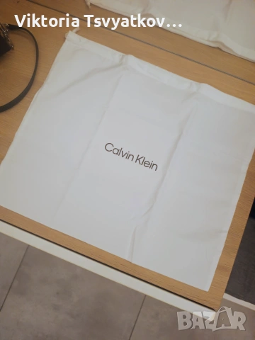 Дамска кожена чанта Calvin Klein, снимка 6 - Чанти - 55211758