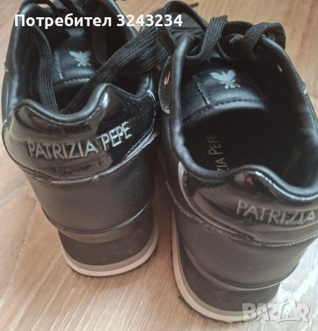 Сникърси Patrizia Pepe, снимка 2 - Дамски ежедневни обувки - 54257731