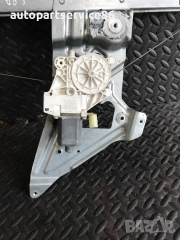 Стъклоповдигач за предна лява врата за Mercedes Sprinter W906 (2006-2011) A9067200046, снимка 3 - Части - 55147992