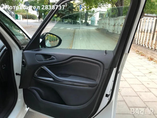 2017 Opel Zafira tourer 7 места 200к.с 1.6 турбо много добро състояние, снимка 14 - Автомобили и джипове - 55469369
