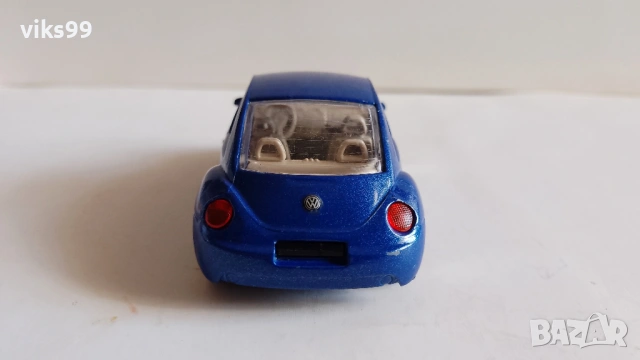 Bburago VOLKSWAGEN New Beetle MADE IN ITALY 1:43, снимка 4 - Колекции - 54592874