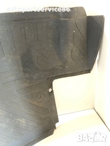 Преден мокет за под на Mercedes Sprinter (1995-1999) A9016842803, снимка 3 - Части - 55238419