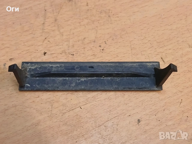 Оригинална емблема за Фолксваген Голф 2 191853679A, снимка 2 - Части - 54356638