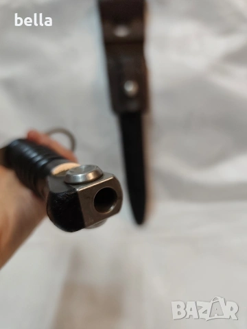 Автентичен швейцарски щик модел 1957 г., снимка 6 - Антикварни и старинни предмети - 54112485