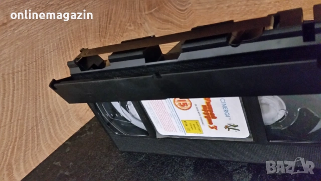 Видеокасета " УМИРАЙ ТРУДНО 3 " VHS , снимка 8 - Други жанрове - 54810704
